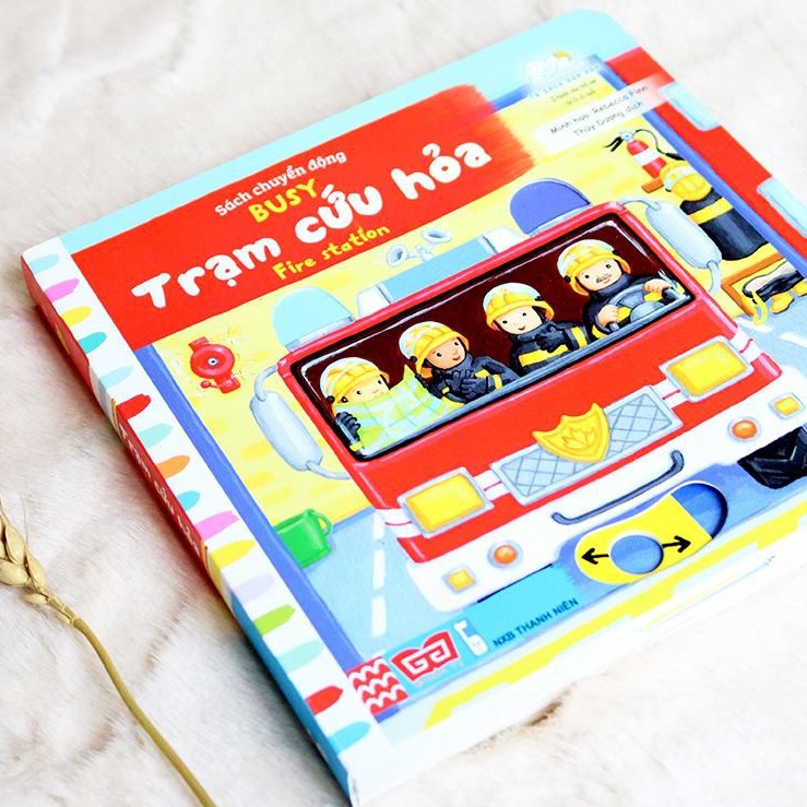 Sách chuyển động - Busy - Fire station - Trạm cứu hỏa