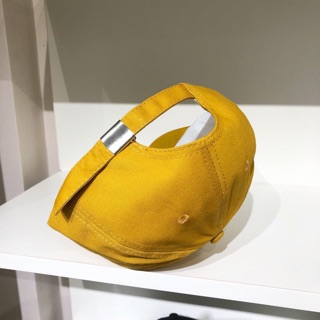Mũ lưỡi trai, nón lưỡi trai logo M