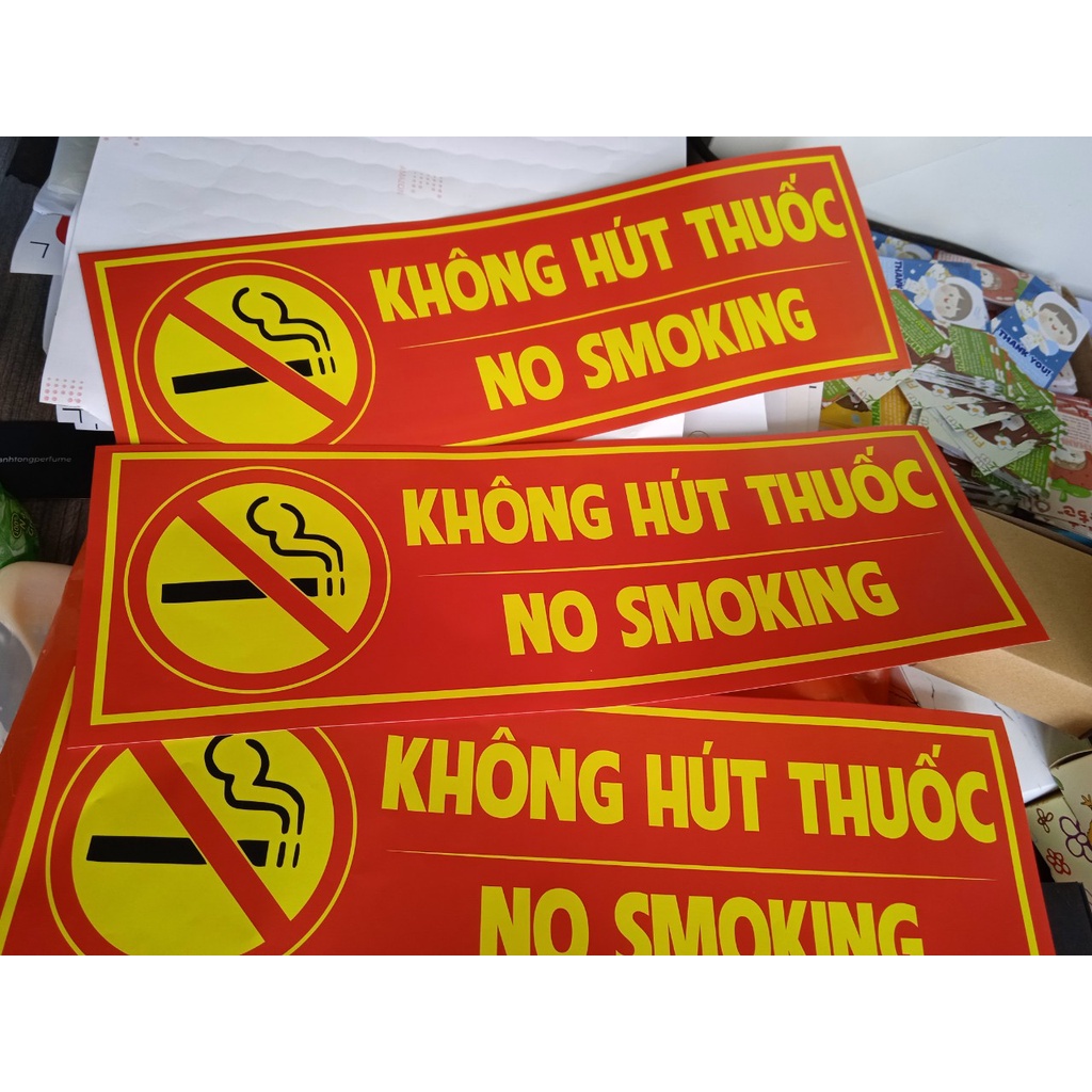 Tem Decal Dán Logo Không Hút Thuốc Nền Đỏ Chữ Vàng 45x15cm