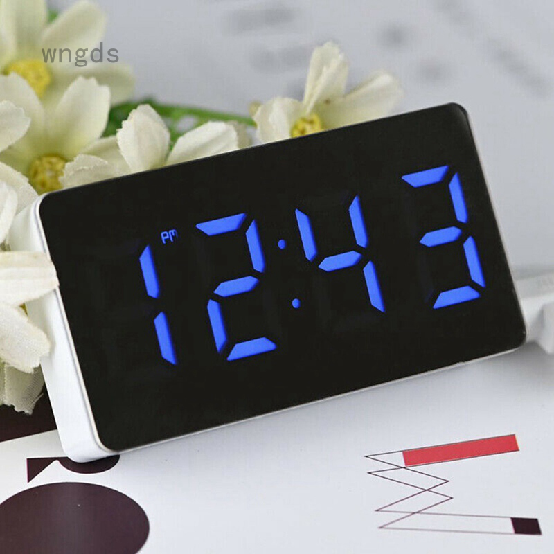Đồng Hồ Báo Thức Điện Tử Có Đèn Led