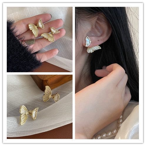 1 Đôi Bông Tai Hình Bướm Cổ Điển Phong Cách Hàn Quốc Dành Cho Nữ