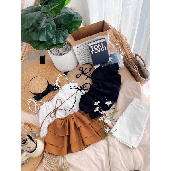 Set bèo tầng + chân váy