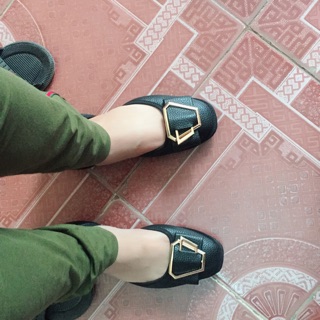 Giày bệt