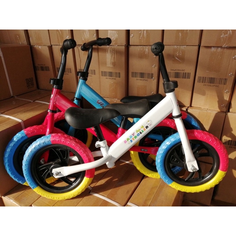 Xe chòi chân, xe 2 bánh cho bé luyện giữ thăng bằng