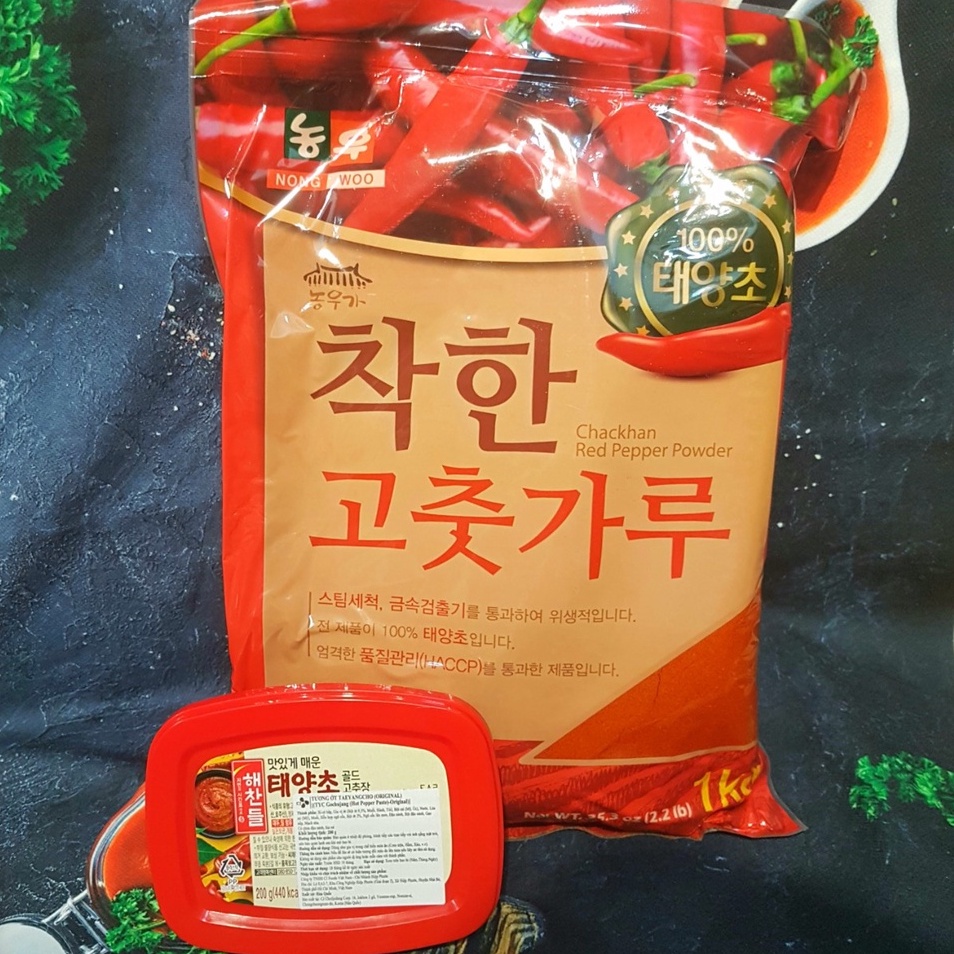Combo 1KG Ớt Bột Hàn Quốc kèm 200G Tương ớt Gochujang Hàn Quốc