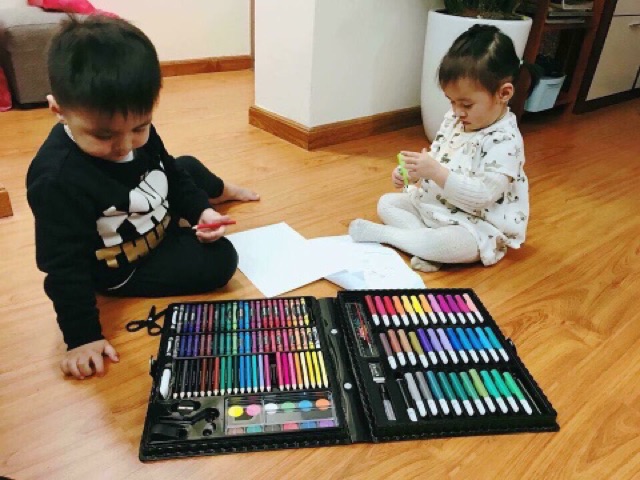 Bộ màu 150 chi tiết