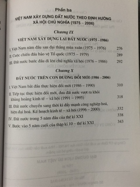 Sách - Đại cương Lịch sử Việt Nam Tập III | BigBuy360 - bigbuy360.vn