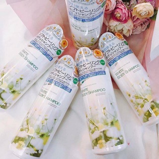 Sữa tắm Manis White Body Shampoo 450ml Nhật Bản