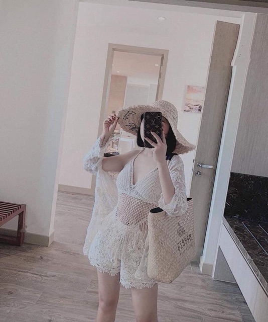 Set bikini len tua rua che bụng