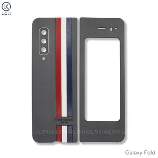 Dán da Galaxy Fold theo yêu cầu
