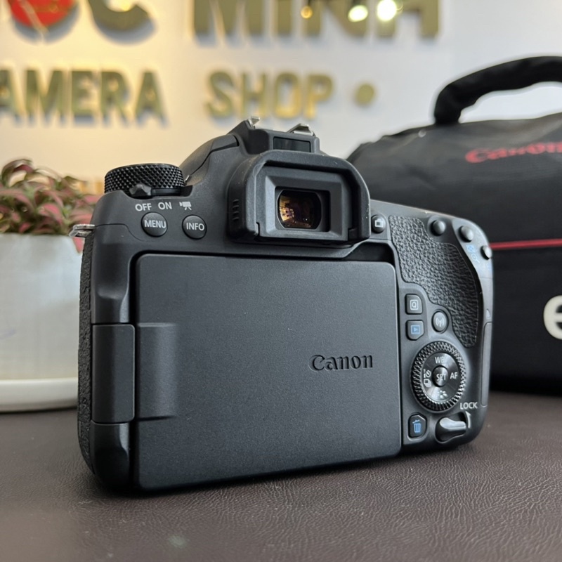 Máy ảnh Canon 77D & 18-55 STM