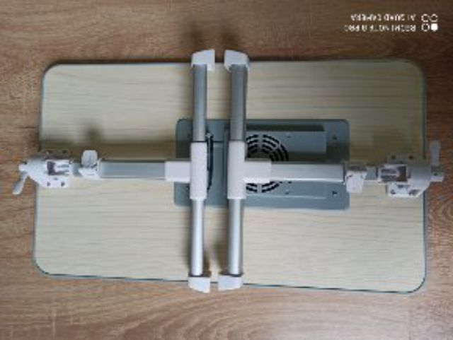 Bàn laptop có đế tản nhiệt / Bàn laptop chân xoay gập gọn | BigBuy360 - bigbuy360.vn