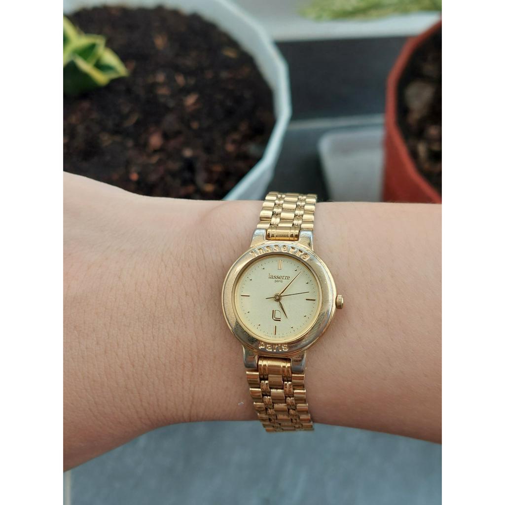Đồng hồ nữ Lasserre chạy pin hàng Si