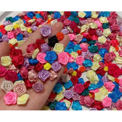 Gói 10-50 hoa hồng vải satin 1-1.6cm trang trí cột tóc, cài tóc handmade, quần áo, thủ công