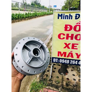 đùm sau  sơn bạc gắn sirius ex2010 jupiter .