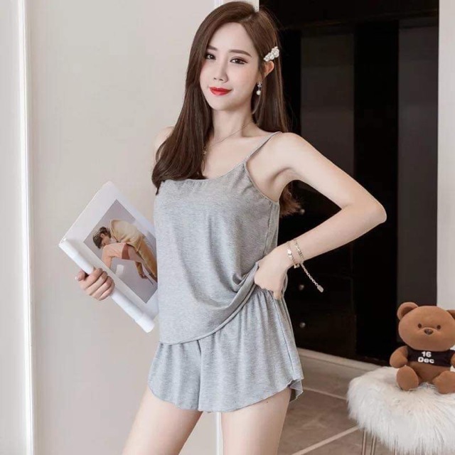 Bộ Đồ Ngủ Quần Đùi Áo Hai Dây Cotton Có Đệm Ngực Liền CT142 | BigBuy360 - bigbuy360.vn