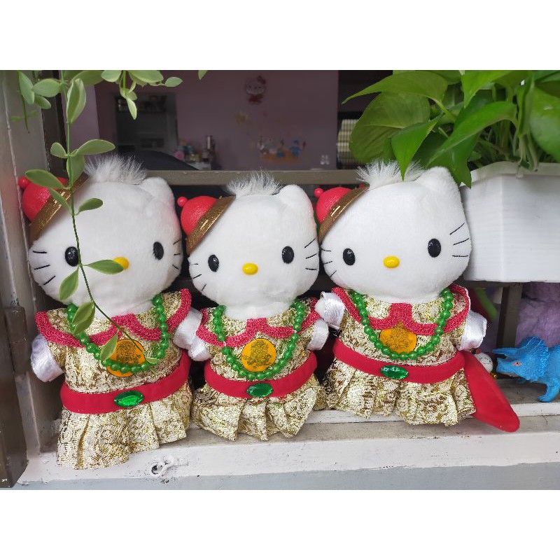 Gấu bông Kitty Hoàng Thượng size 22cm siêu cưng, hàng hiếm ạ🥰🥰🥰