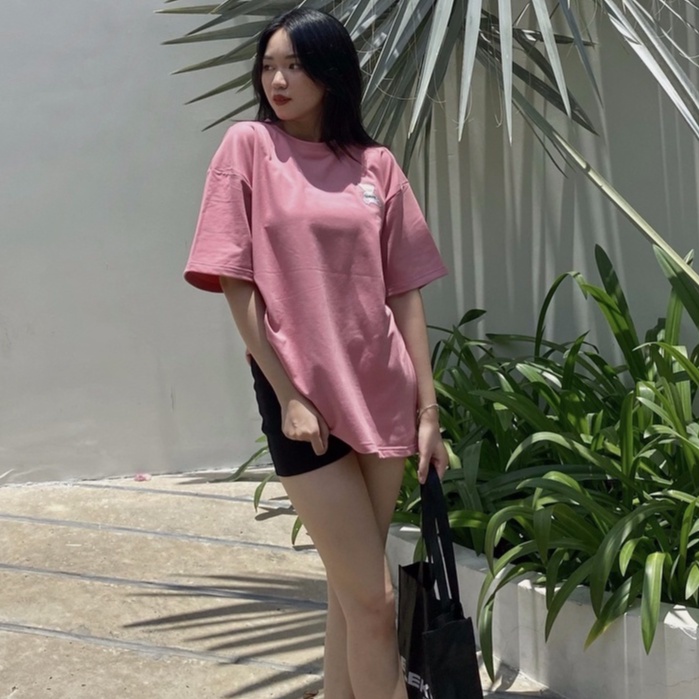 Áo thun form rộng What Are We - Damiese cotton 100% màu Hồng Pastel