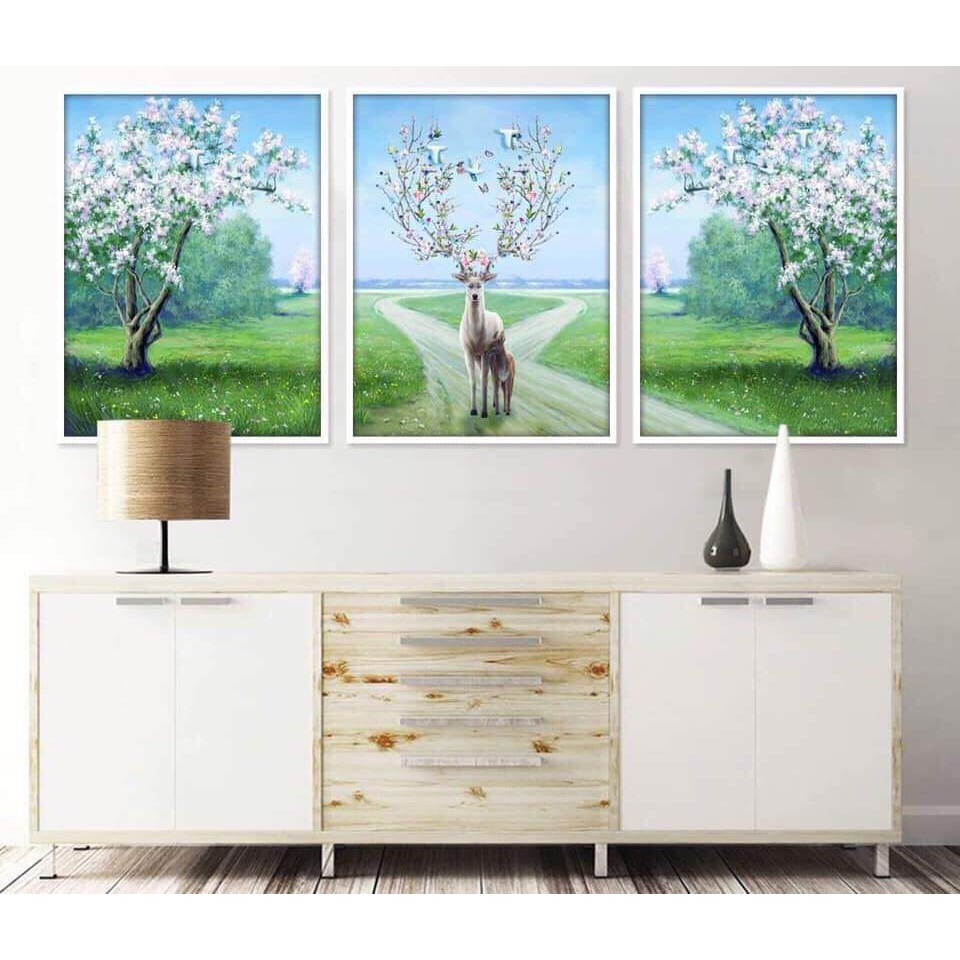 Tranh canvas khung cao cấp 40x60cm x 3 tranh VIP mới mua được - Hươu hoa xanh