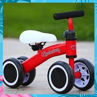 Xe chòi chân thăng bằng, xe chòi chăn 4 bánh tự cân bằng cho bé