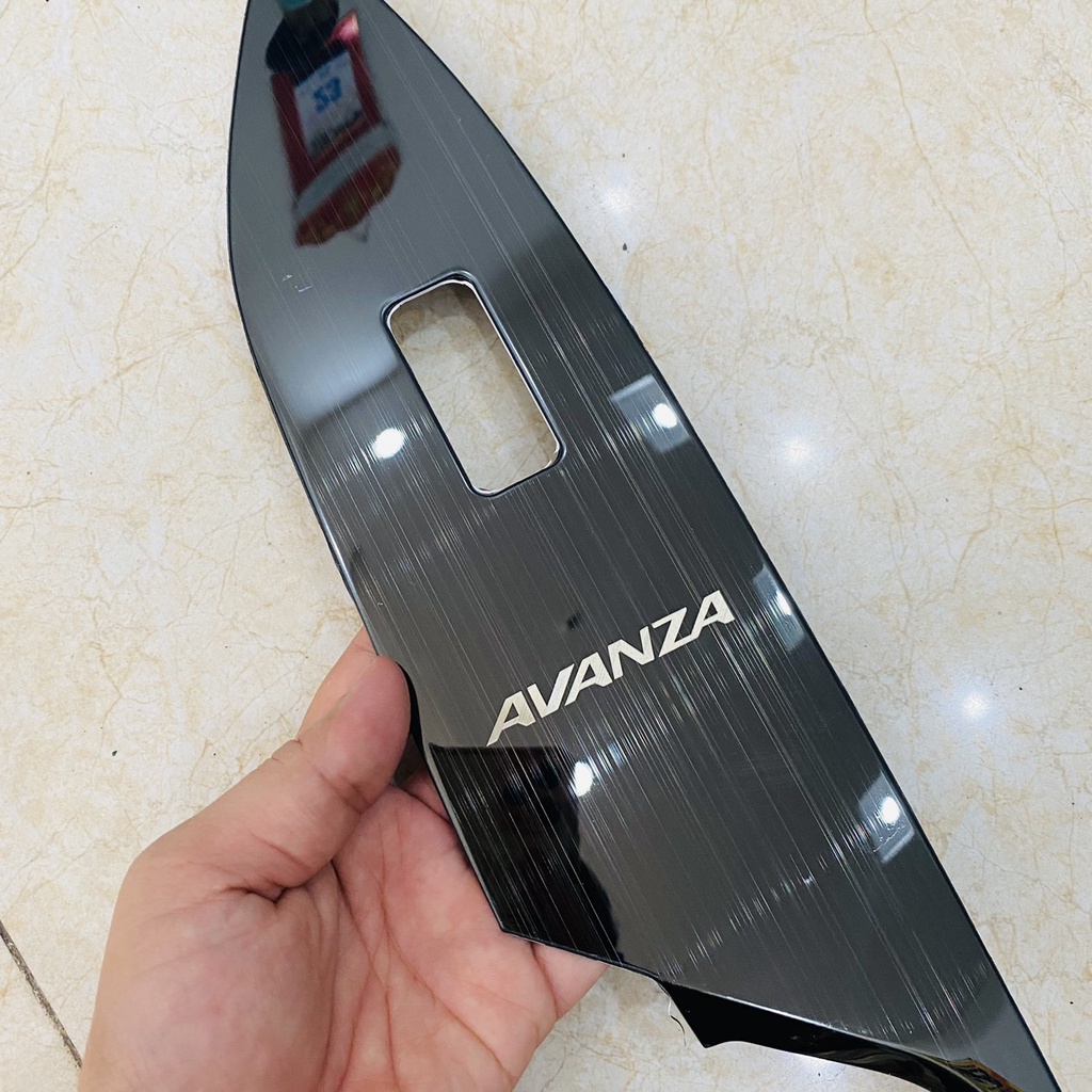 Ốp nội thất xe Toyota Avanza 2021 2022 2023 Mẫu Titan Cao Cấp - 5 chi tiết + tặng kèm keo tăng dính