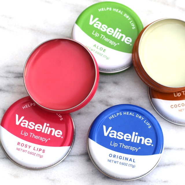 Dưỡng Môi Vaseline Cấp Ấm Giảm Nứt Nẻ Cho Môi Căng Mọng Nhật Hộp Thiếc 20g - Khongcoson