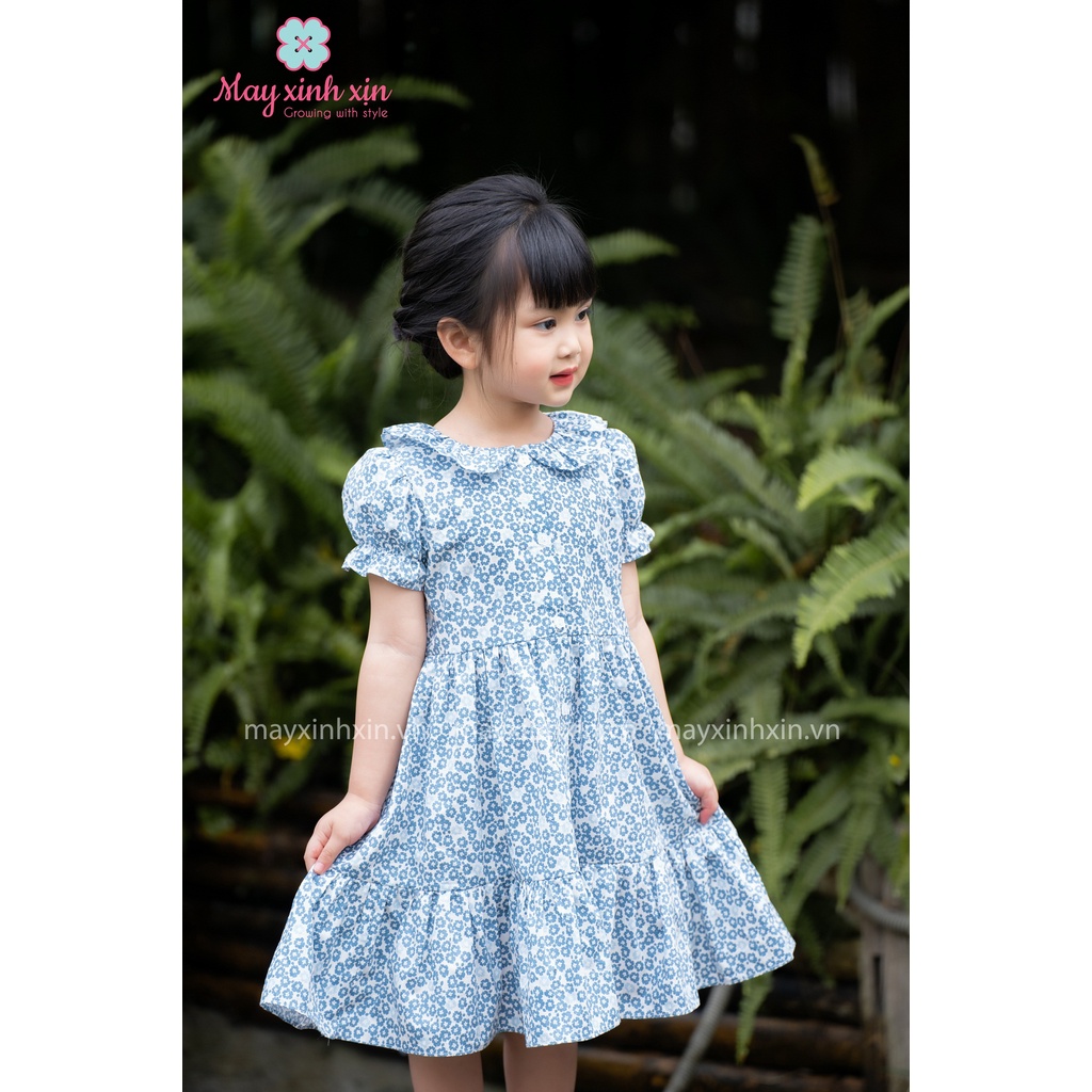 Váy hè bé gái - Váy thiết kế cho bé - Đầm hè thiết kế cho bé gái -váy hoa nhí xanh phối cúc trước Anne