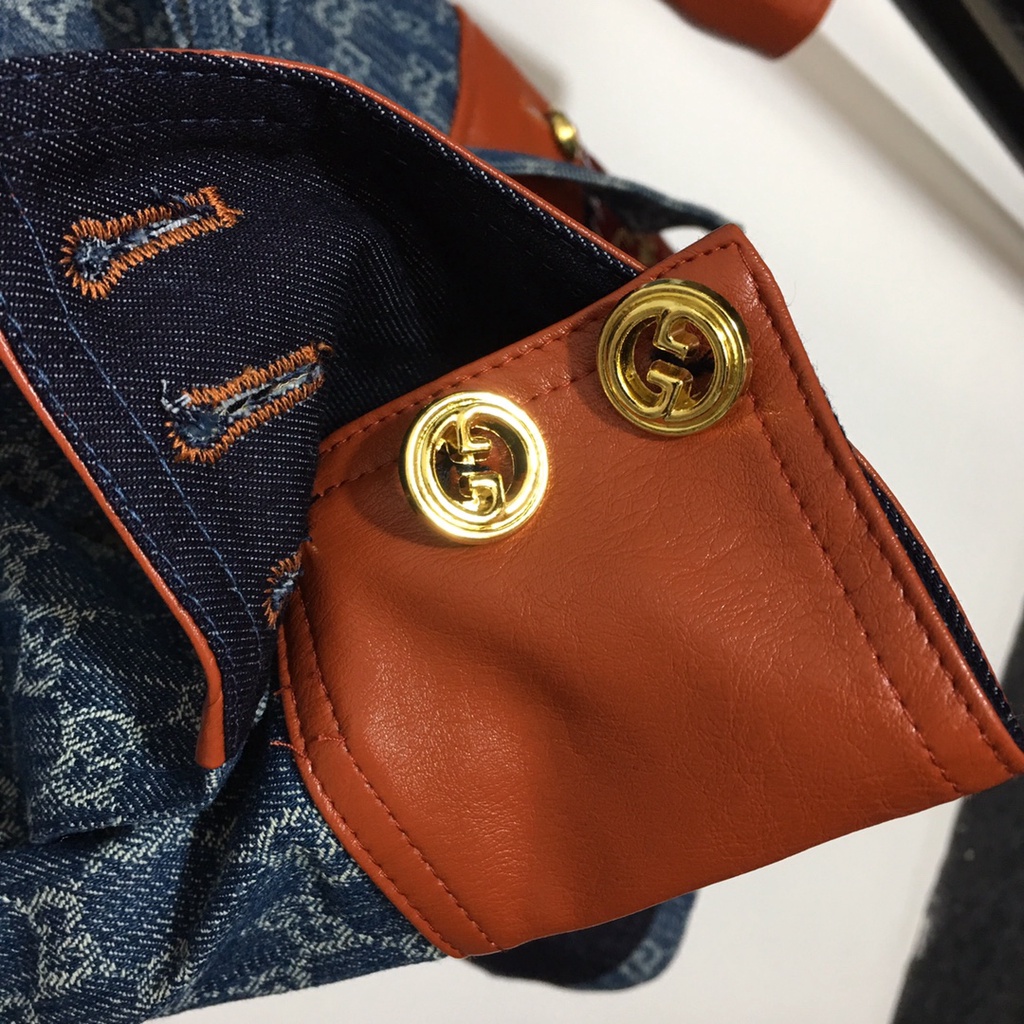 Áo khoác denim nữ thời trang cao cấp Gucci GG GC thiết kế sang trọng, phong cách thời thượng