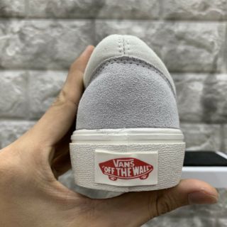 < VIDEO + ẢNH THẬT > GIÀY SNEAKER TRẮNG KẺ ĐỎ THẤP CỔ
