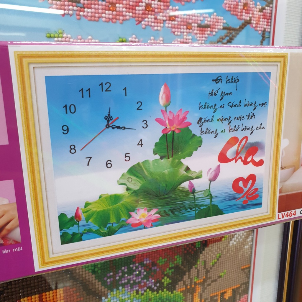 Tranh Đính Đá CHA MẸ (ĐÁ ABC CAO CẤP). Kích Thước: 70cm x 50cm