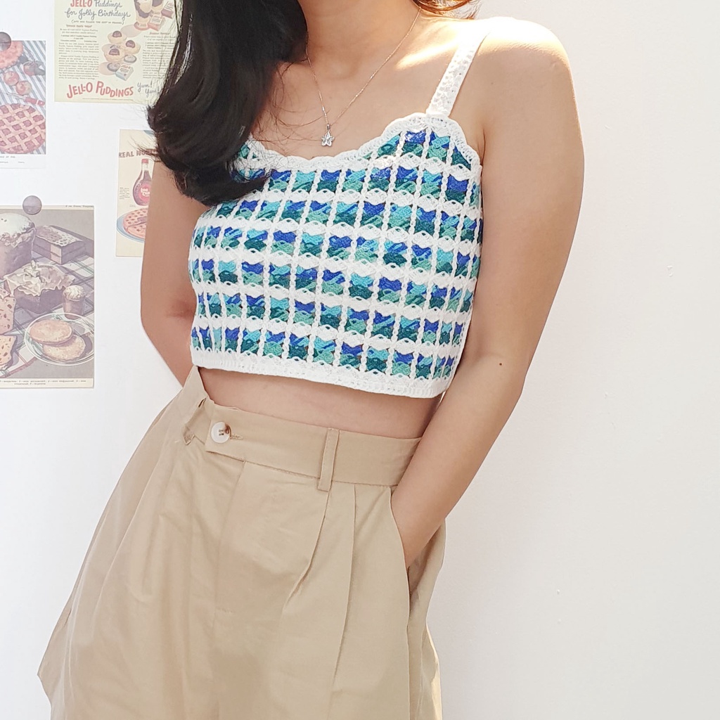 Áo Croptop Hai Dây Len Móc Phối Màu Đỏ, Xanh - Penguin House (Tất cả hình shop tự chụp)