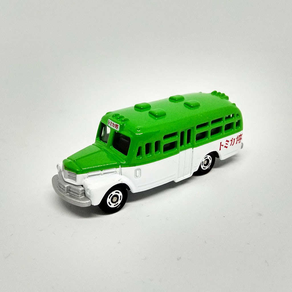 Xe ô tô mô hình Tomica Isuzu Bonnet Bus (no box)