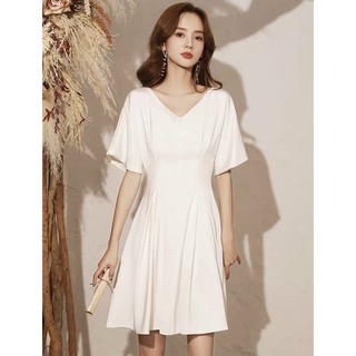 Đầm váy freesize trắng cổ V xếp li