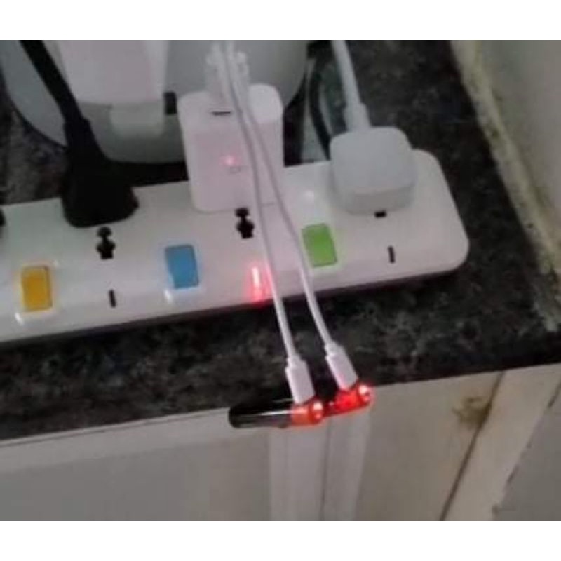 Vĩ 2 pin đũa sạc AAA 1000mWh Beston 1.5V  sạc nhanh trực tiếp bằng cổng micro USB trên thân pin