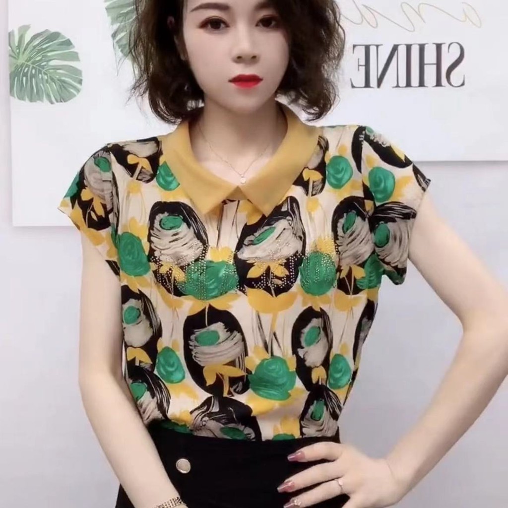 Short-sleeved T-shirt female 2021 summer new style high-end doll collar design, fashionable and thin, large size ladies chiffon shirt