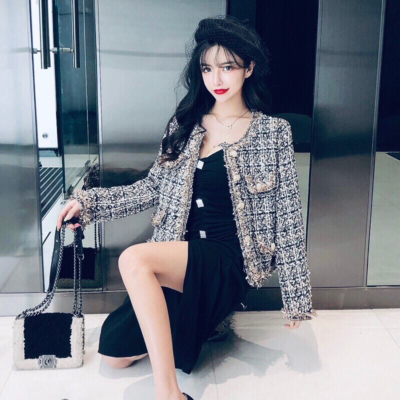 Áo Khoác Dạ Kẻ Viền Nhũ Cúc Ngọc 2 Lớp Sang Chảnh