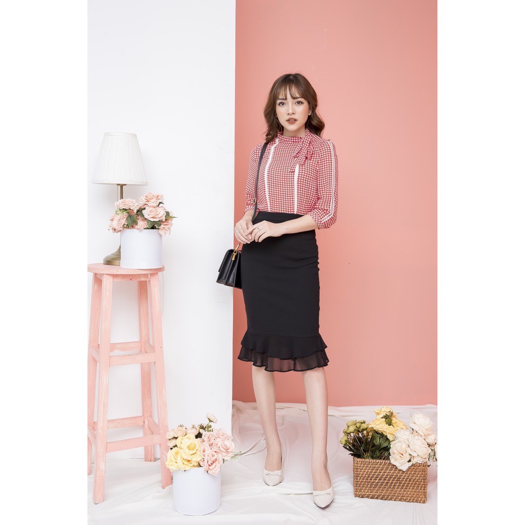 Chân váy bút chì đuôi cá cạp cao công sở nữ phối ren bèo thanh lịch nữ tính | BigBuy360 - bigbuy360.vn