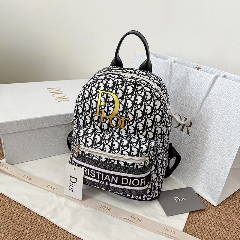 Túi Xách Tay Và Đeo Vai Gucci Cỡ Lớn Unisex 2724