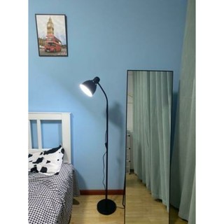 Đèn cây đứng trang trí phong cách tối giản
