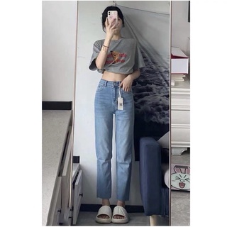 Quần jeans xanh cắt gấu form bé