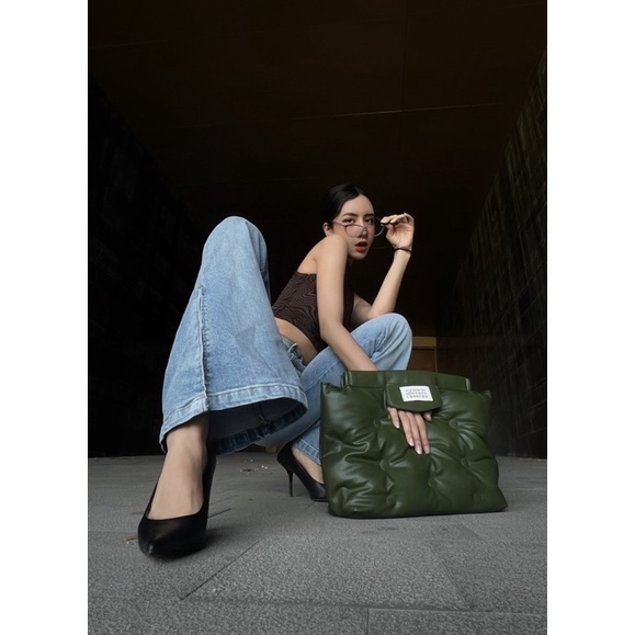 Quần loe ống xẻ attract Rocky
