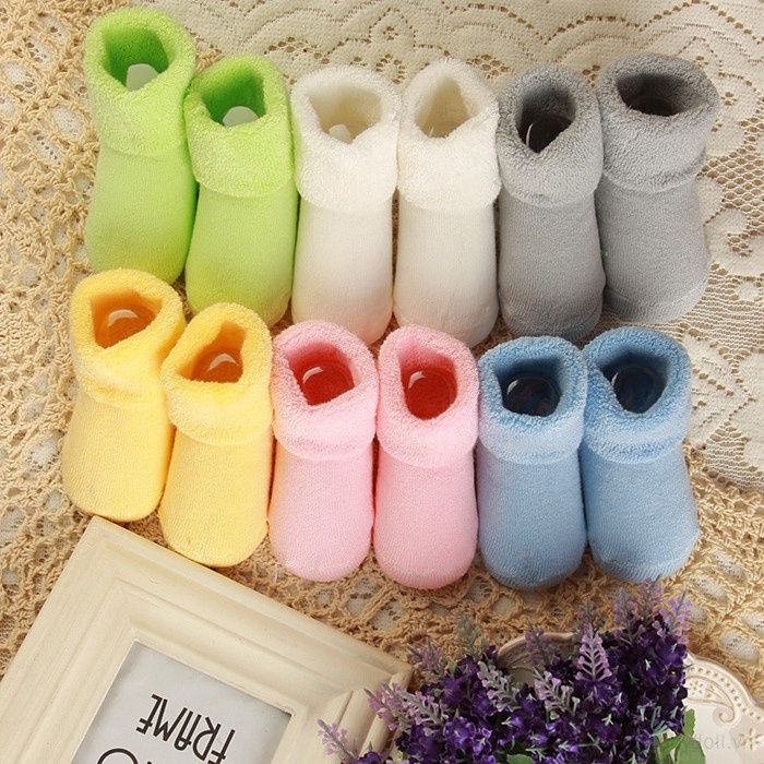 Vớ Dày Dặn Giữ Ấm Màu Sắc Ngọt Ngào Cho Bé 0-6 Tháng