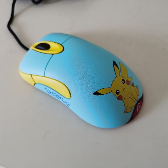 Chuột chơi game IO1.1 IE3.0 chính hãng lo1.1l1.1 màu trắng thanh lịch