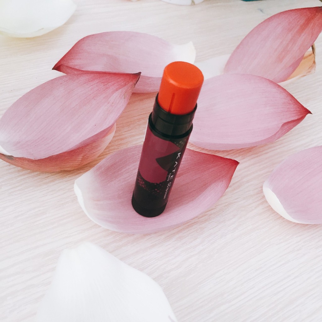 (review hình bên) Son dưỡng môi chống nắng có màu Kanebo Kate CC Lip Cream.azooo | BigBuy360 - bigbuy360.vn
