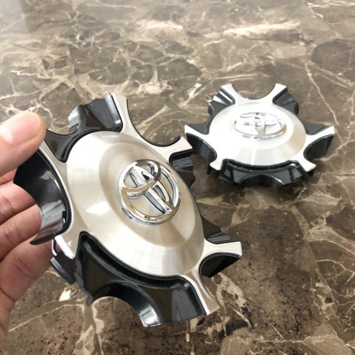 1 chiếc Logo chụp mâm, ốp lazang bánh xe ô tô Toyota Fortuner 2017, 2018, 2019, 2020 MÃ TY-503 - HÀNG CÓ SẴN