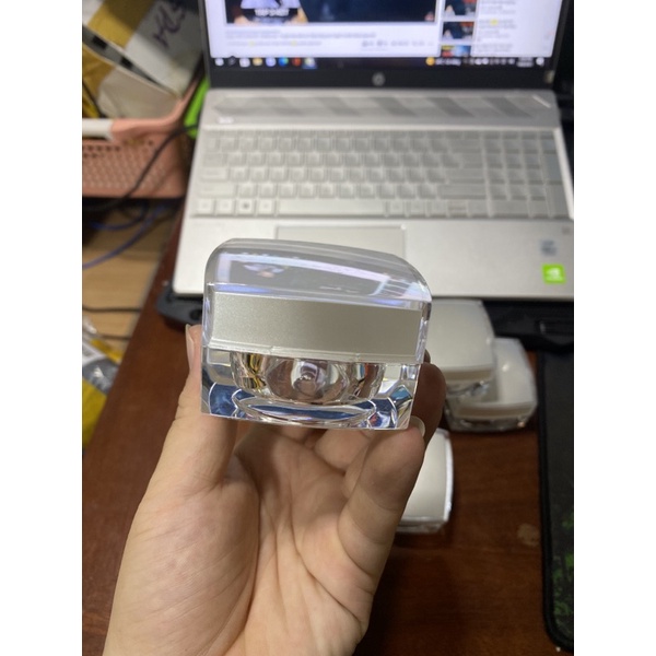 Hũ vuông chiết mỹ phẩm 20g cao cấp (1 hũ)