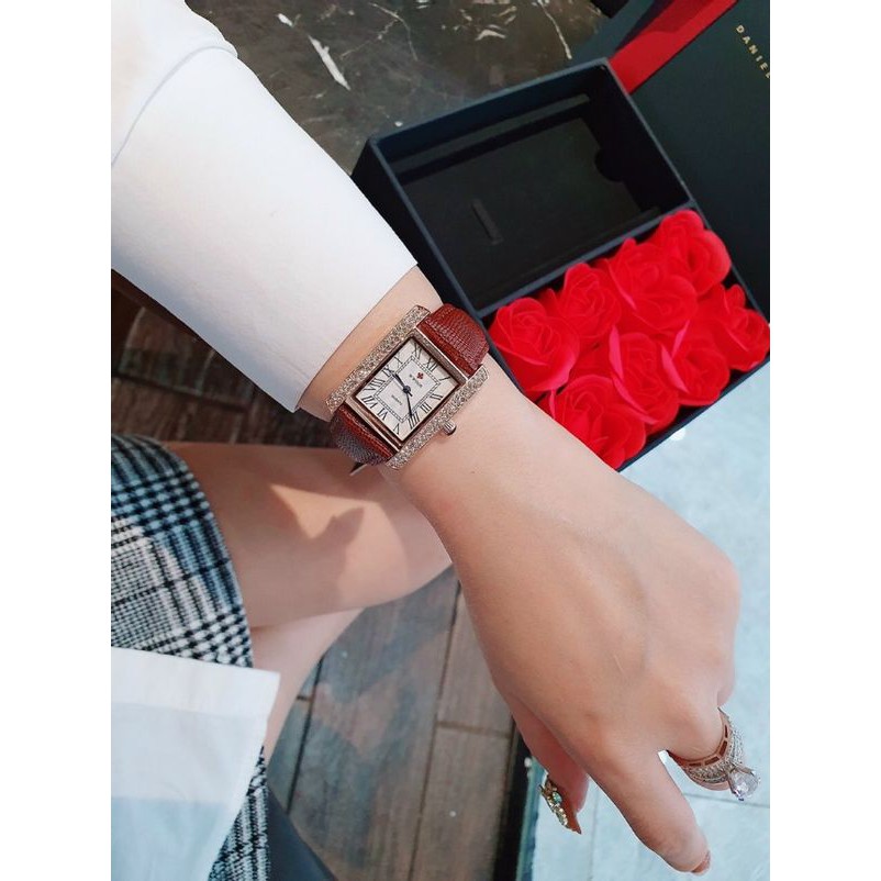 🍁FREESHIP🍁Đồng hồ nữ WOOR mặt vuông dây da cao cấp viền đá sang trọng | BigBuy360 - bigbuy360.vn