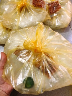 Bánh tráng muối+tắc cay (Đức Hoà-Long An)