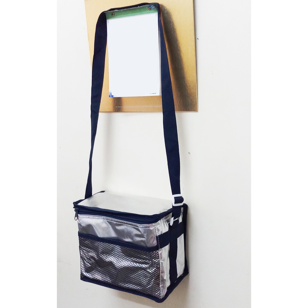 Túi giữ nhiệt, túi giữ lạnh cao cấp hình hộp ngang không thấm nước màu bạc dây đeo 26x15cm cao 20cm TX99