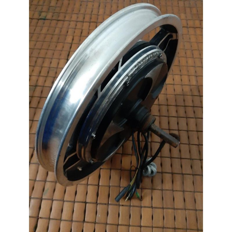 Động cơ xe điện vành 16 inch dùng cho xe Honda - yamaha